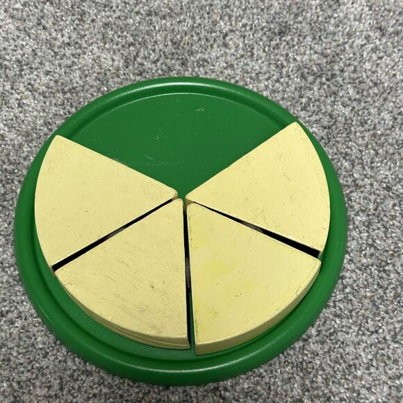 Melissa and Doug Pizza Party Replacement Wooden Food Pieces - Picture 9 of 13